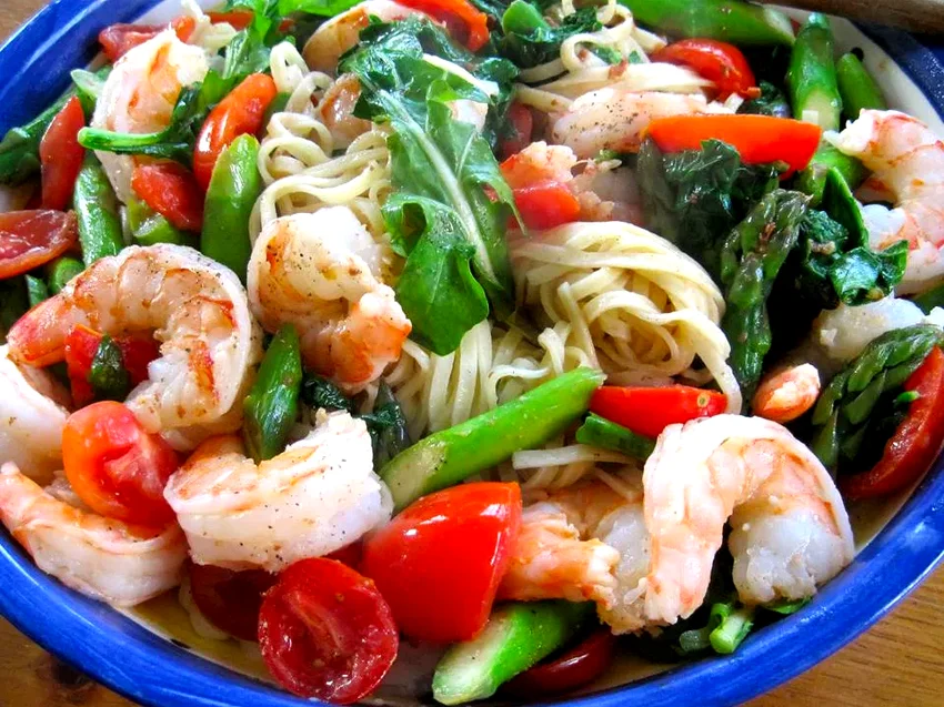 Creamy Shrimp Pasta Primavera