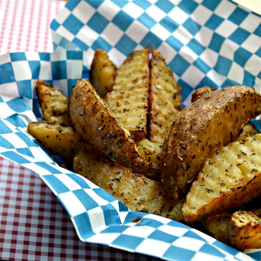 Crusty Herb Potato Wedges