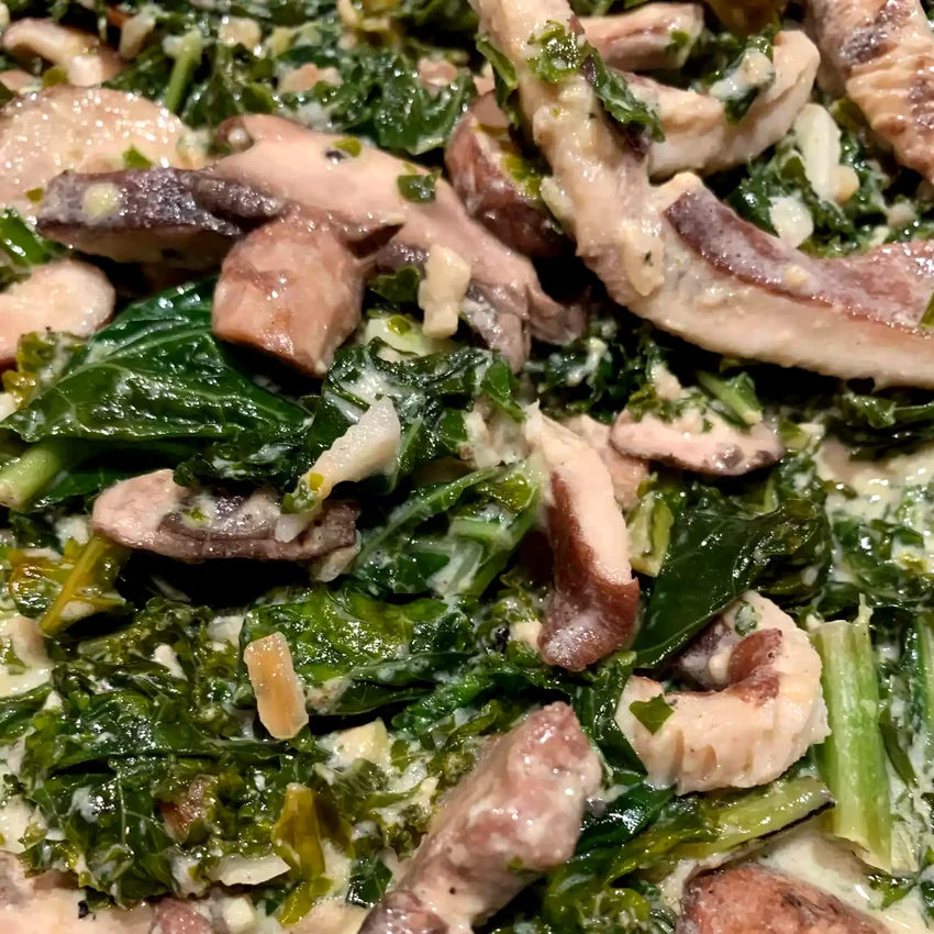 30 Dishes for Rich Mushroom Lovers Delicious Creamed Kale With Mushrooms