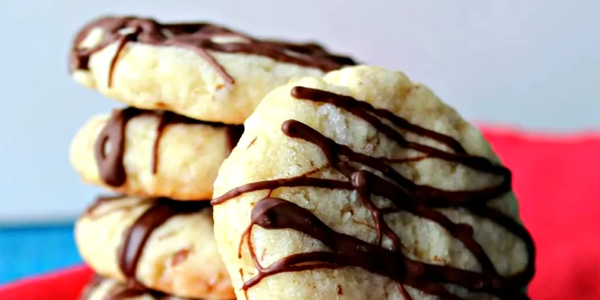 18 Egg-Free Cookie Recipes That Will Satisfy Any Craving Donna's Coconut Almond Cookies