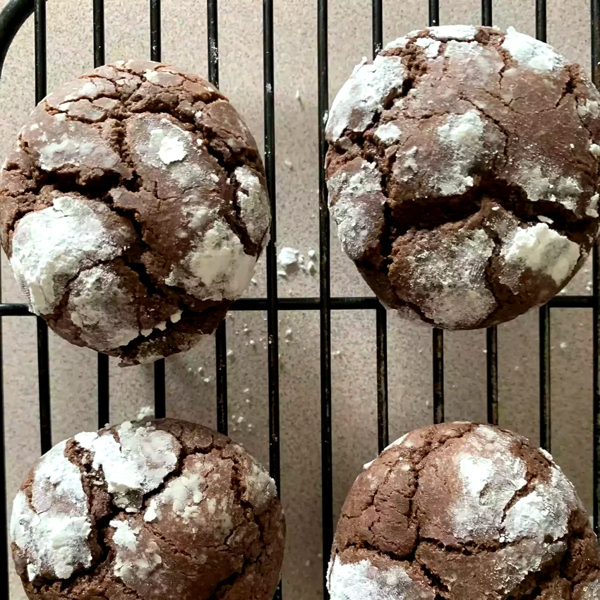 33 Easy Chocolate Cake Mix Treats for Every Sweet Craving Earthquake Cookies
