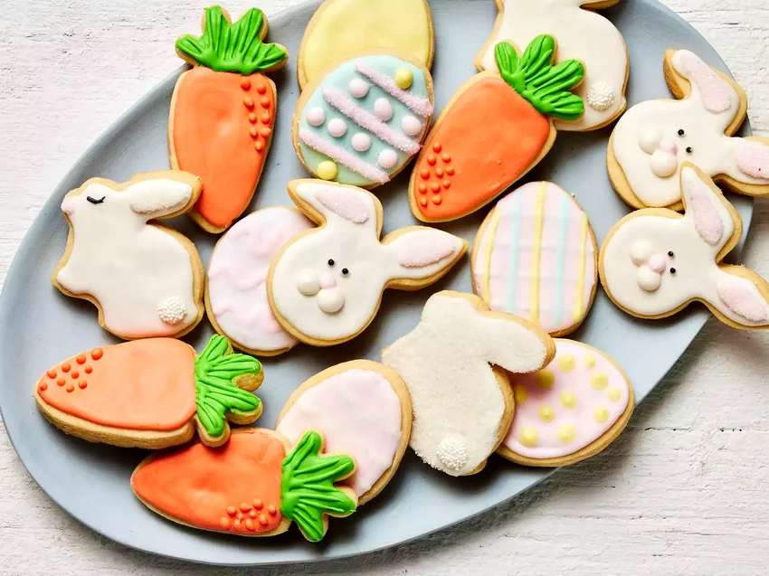25 Springtime Cookie Ideas to Bake Throughout the Season Easter Sugar Cookies
