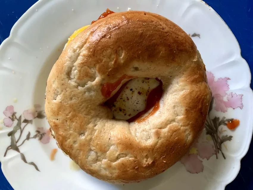25 Creative Bagel Toppings That Beat Regular Cream Cheese Easy Bagel-Egg Sandwich