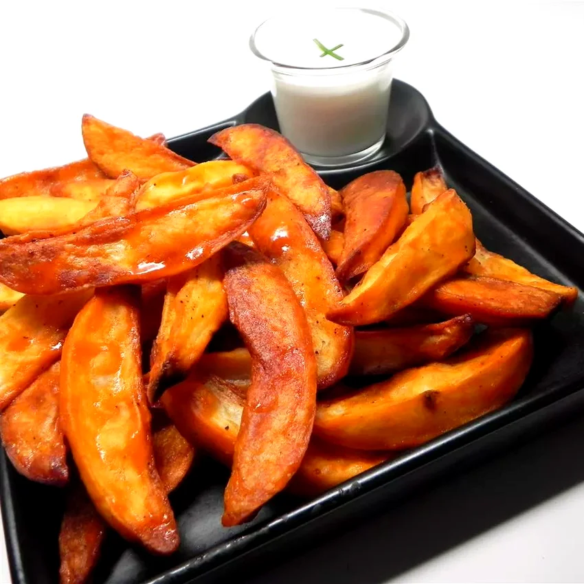 50 Amazing Ways to Use Buffalo Sauce in Your Cooking Easy Buffalo Potato Wedges