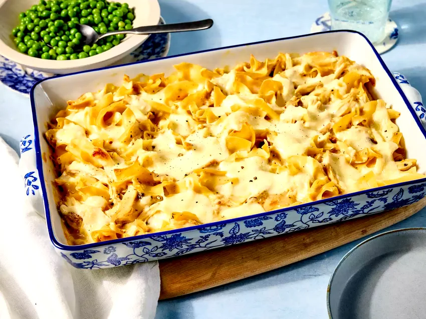 24 Easy Dishes Using Leftover Shredded Chicken Easy Chicken Noodle Casserole