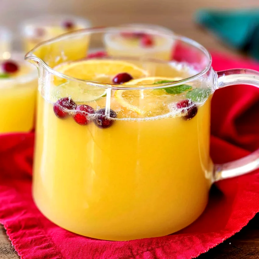 30 Simple Holiday Dinner Menu Ideas for Christmas Easy Christmas Punch