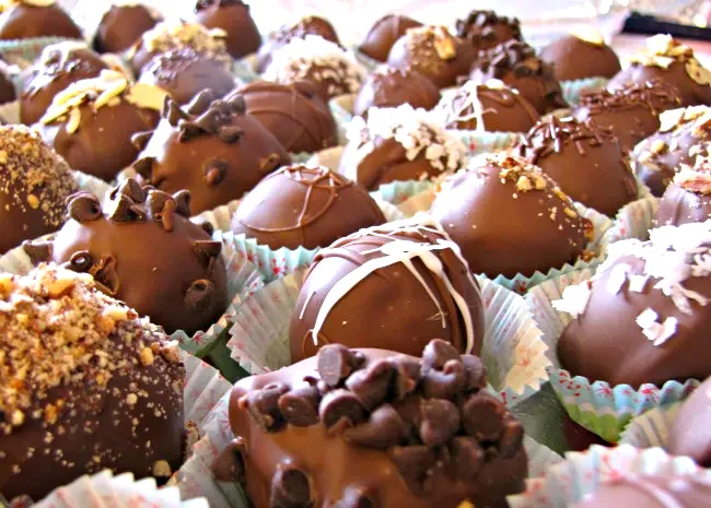 50 Elegant Desserts You Can Create in Your Own Kitchen Easy Decadent Truffles