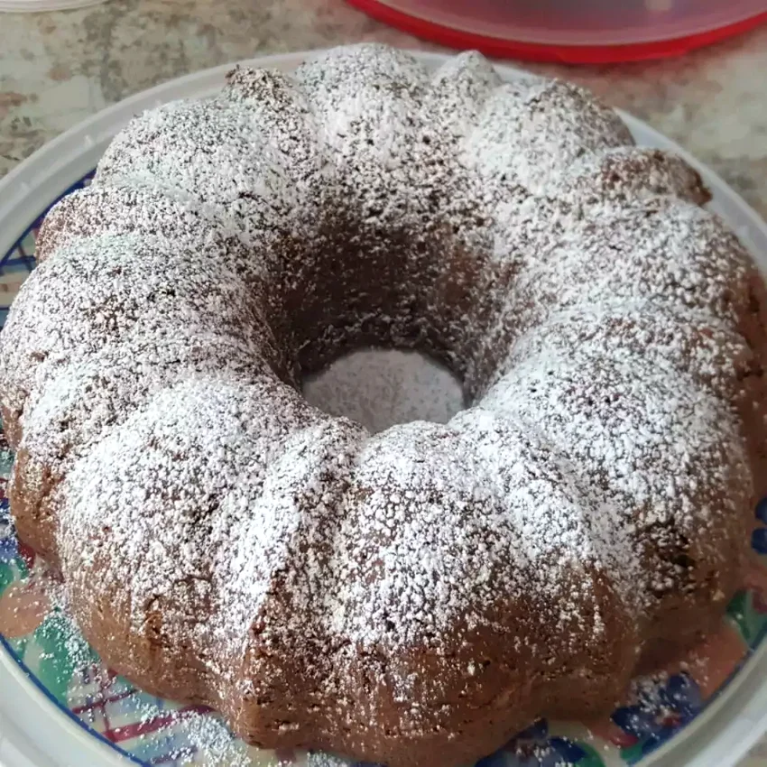 27 Amazing Cakes Using Sour Cream for Extra Moisture Easy Dump Cake