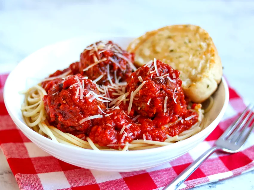 35 Delicious Dishes to Create with Ground Beef Tonight Easy Homemade Meatballs