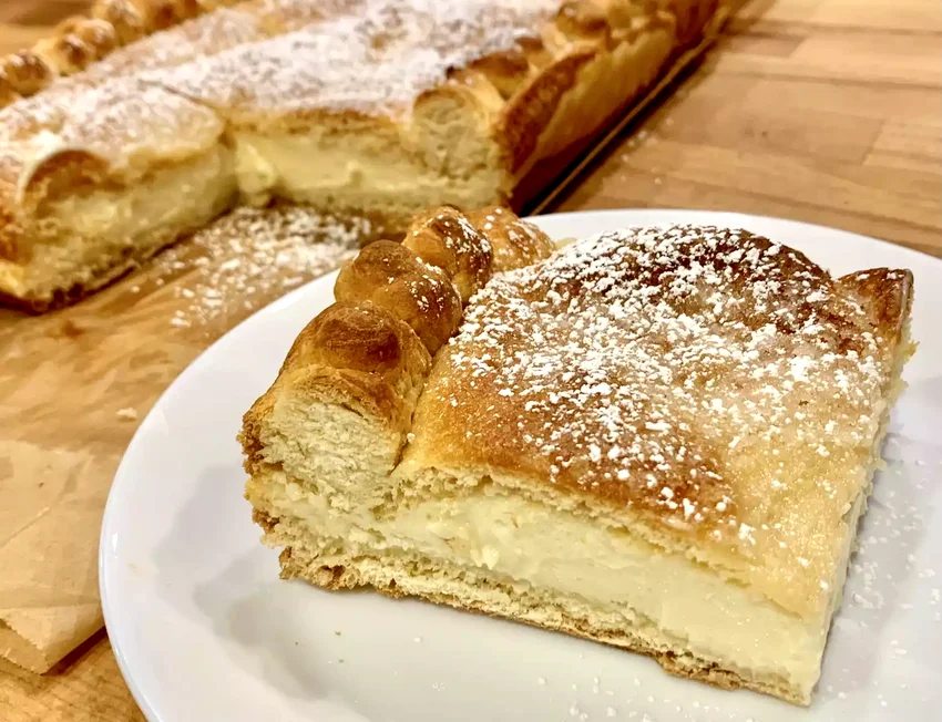 12 Lemon Cheesecake Recipes That Citrus Fans Will Adore Easy Lemon Cheesecake Bars