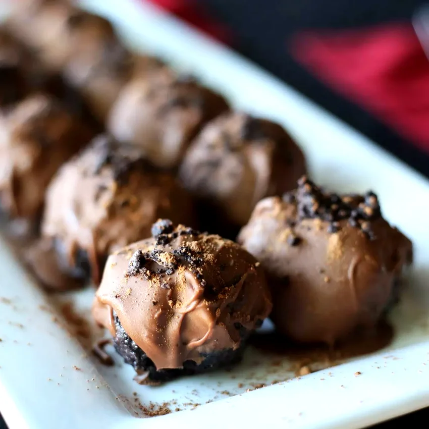50 Oreo Dessert Ideas for Cookie and Cream Fans Easy Oreo Truffles