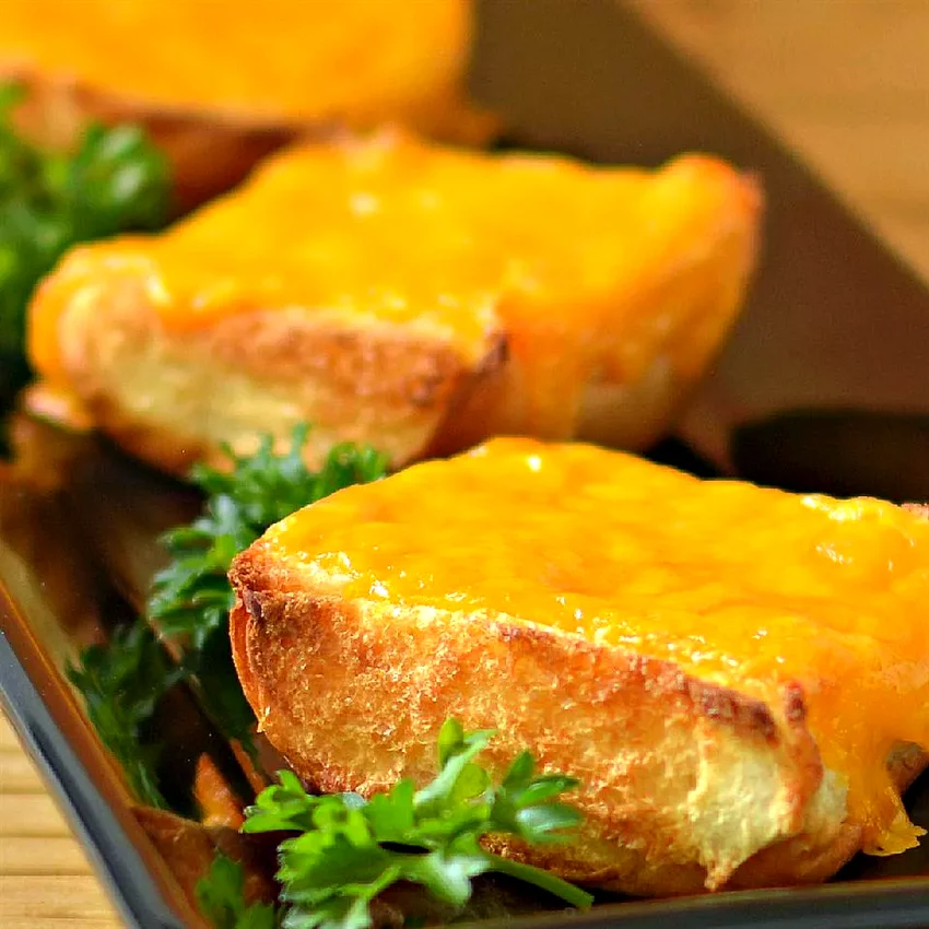 Easy Peezy Sweet Toasted Cheese Sandwich