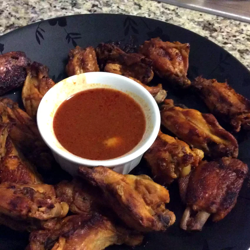 24 Crockpot Game Day Favorites for Your Next Tailgate Easy Slow Cooker Chicken Wings