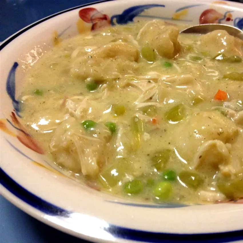 Easy Slow Cooker Chicken and Dumplings
