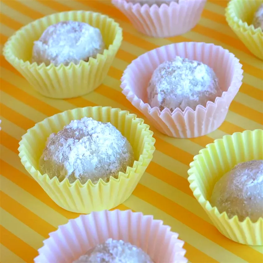 Simple Baking Treats Using Just 5 Ingredients or Less Easy Snowballs