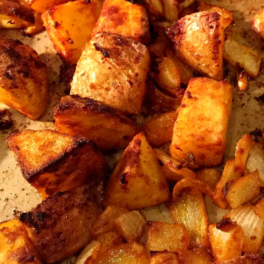 Easy Spicy Roasted Potatoes