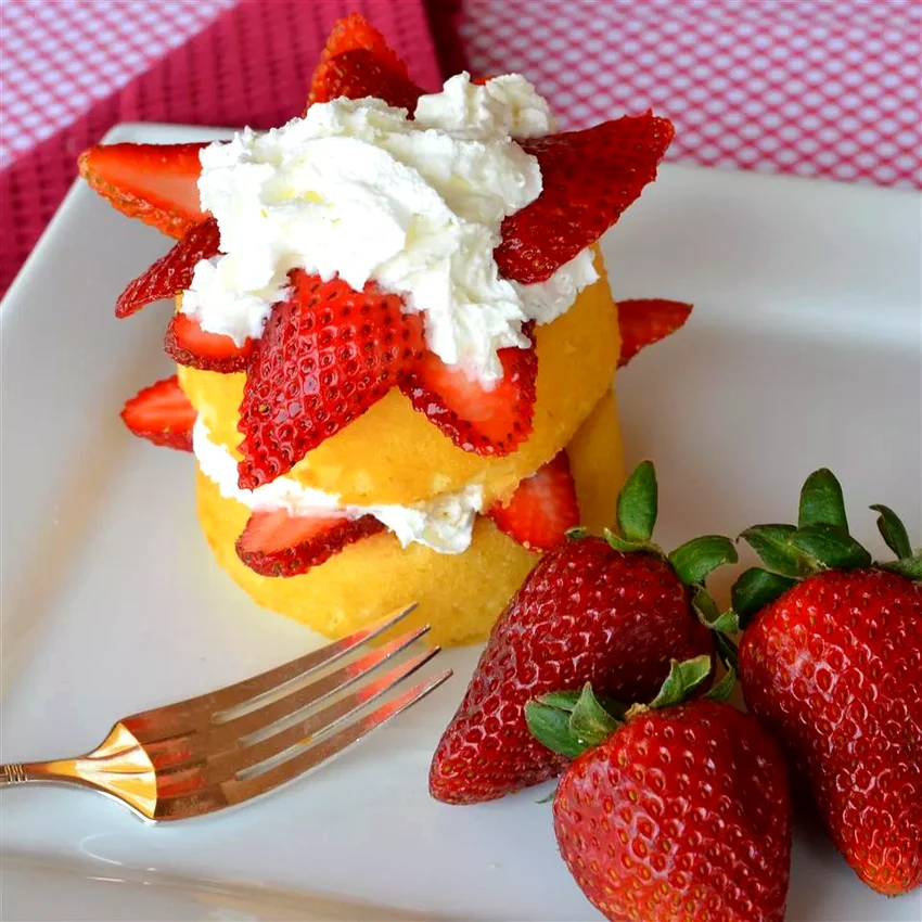 28 Simple Cake Recipes That Wow Without the Work Easy Strawberry Shortcake