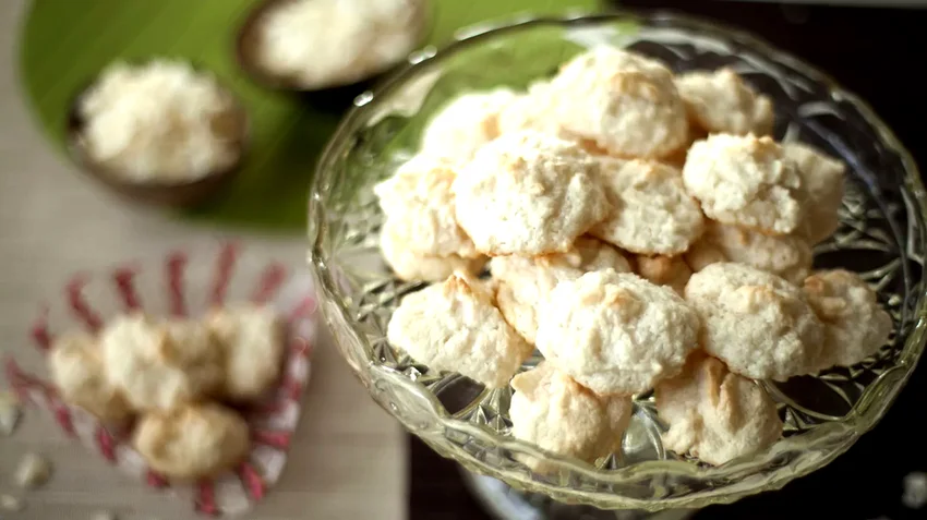 14 No-Flour Cookie Recipes for Any Sweet Craving Easy Three-Ingredient Gluten-Free German Christmas Coconut Cookies