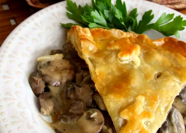 25 Flaky Puff Pastry Savory Recipes to Try Today Elegant Mushroom Pie
