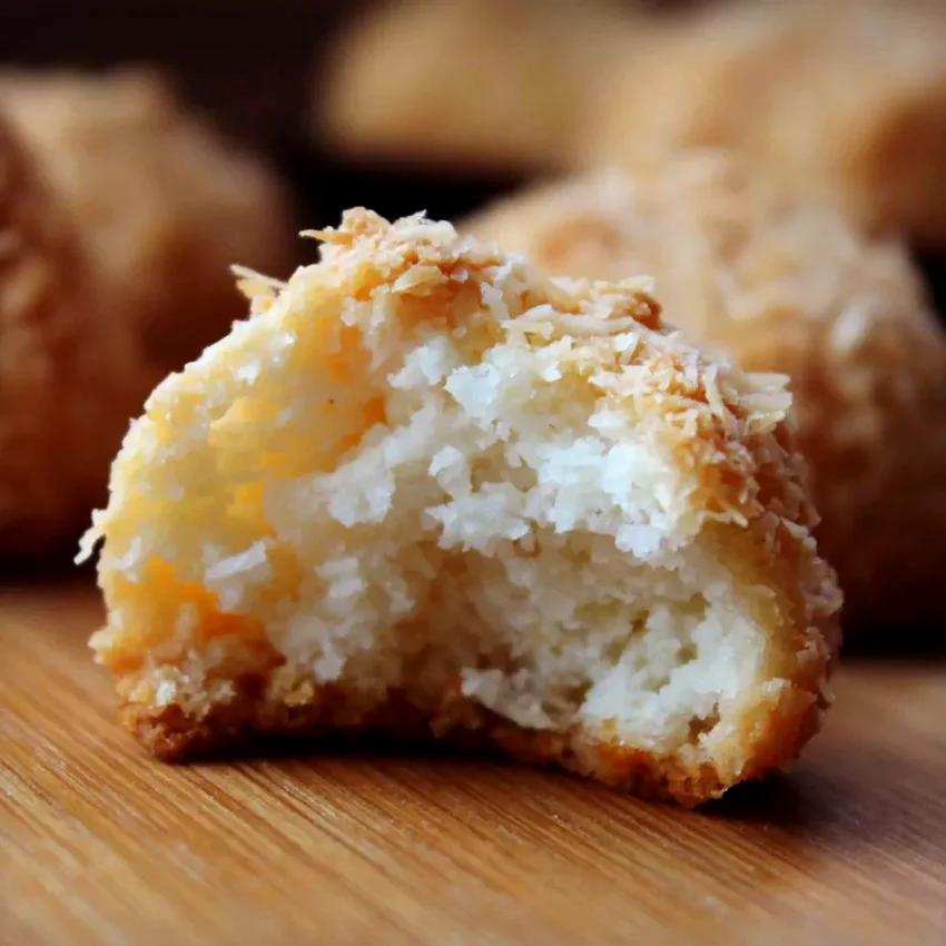 Four-Ingredient Gluten-Free Italian Coconut Cookies