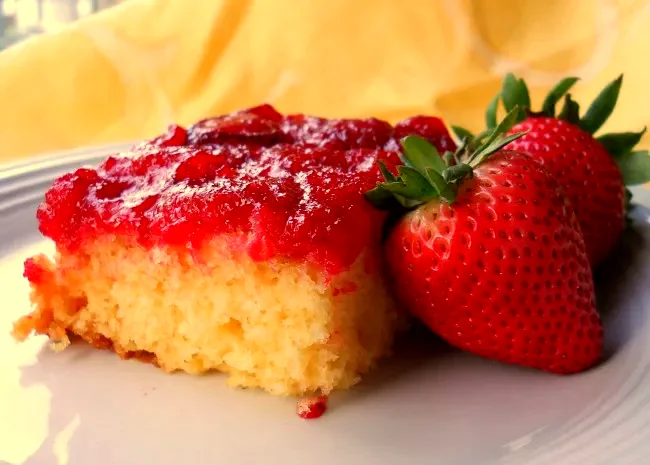 37 Yellow Cake Mix Recipes That Taste Homemade From Scratch Fresh Strawberry Upside Down Cake