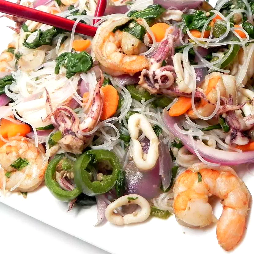 15 Rice Noodle Dishes for Fast, Nutritious Weeknight Meals Fried Seafood Laksa Noodles