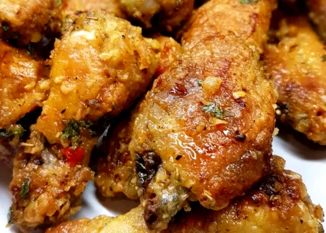 25 Best Game Day Chicken Wing Recipes for Big Crowds Garlic-Ginger Chicken Wings