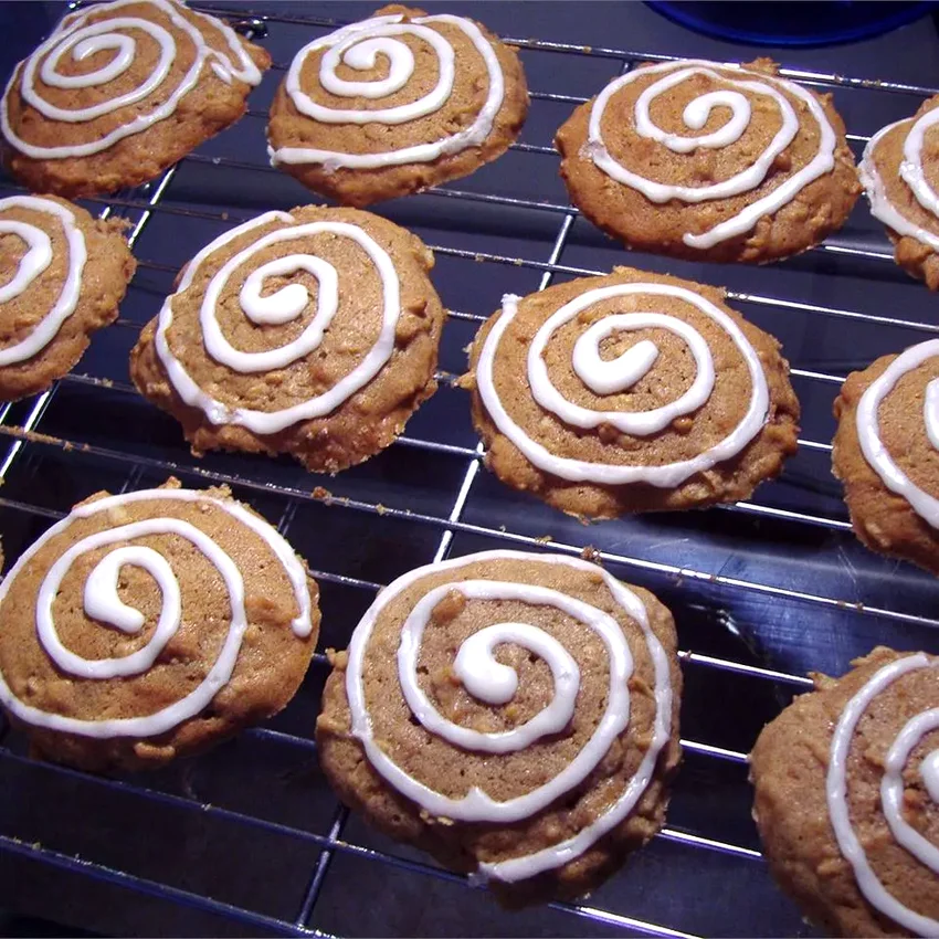 25 Amazing Cinnamon Cookie Recipes for Every Occasion Glazed Apple Cookies