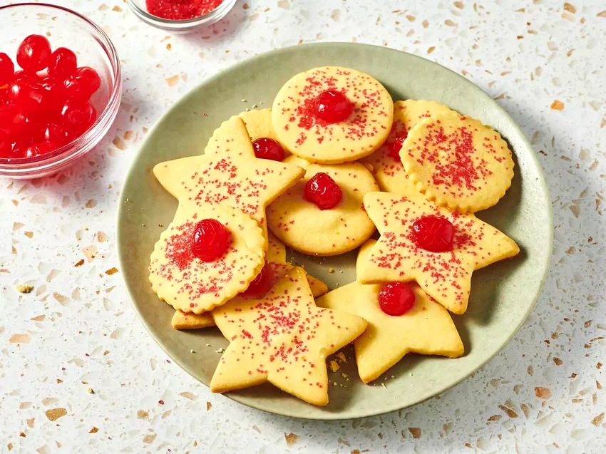 23 Holiday Cookies Made the Way Grandma Always Did Granny