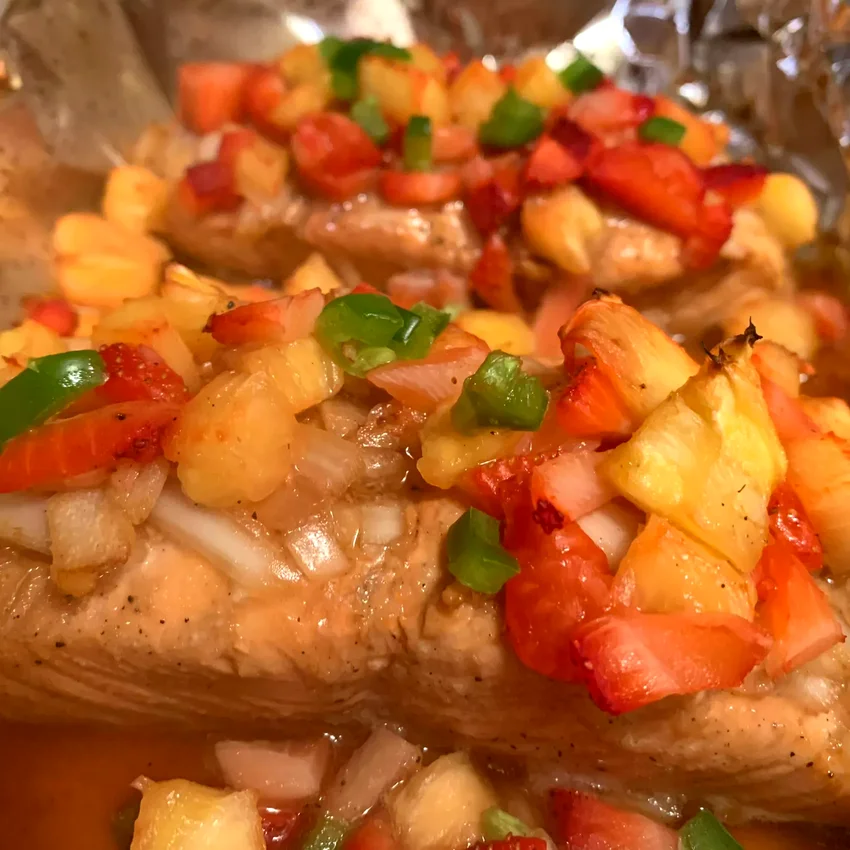 15 Delicious Apple Cider Vinegar Cooking Ideas Grilled Hawaiian Salmon with Strawberry Pineapple Salsa