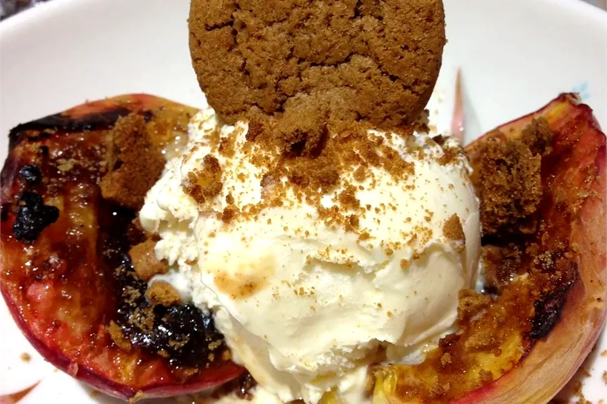 Grilled Peaches with Gingersnaps