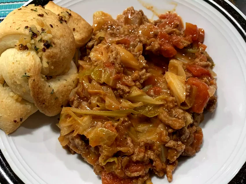 25 Creative Ways to Cook with Canned Tomato Soup Ground Beef and Cabbage Casserole