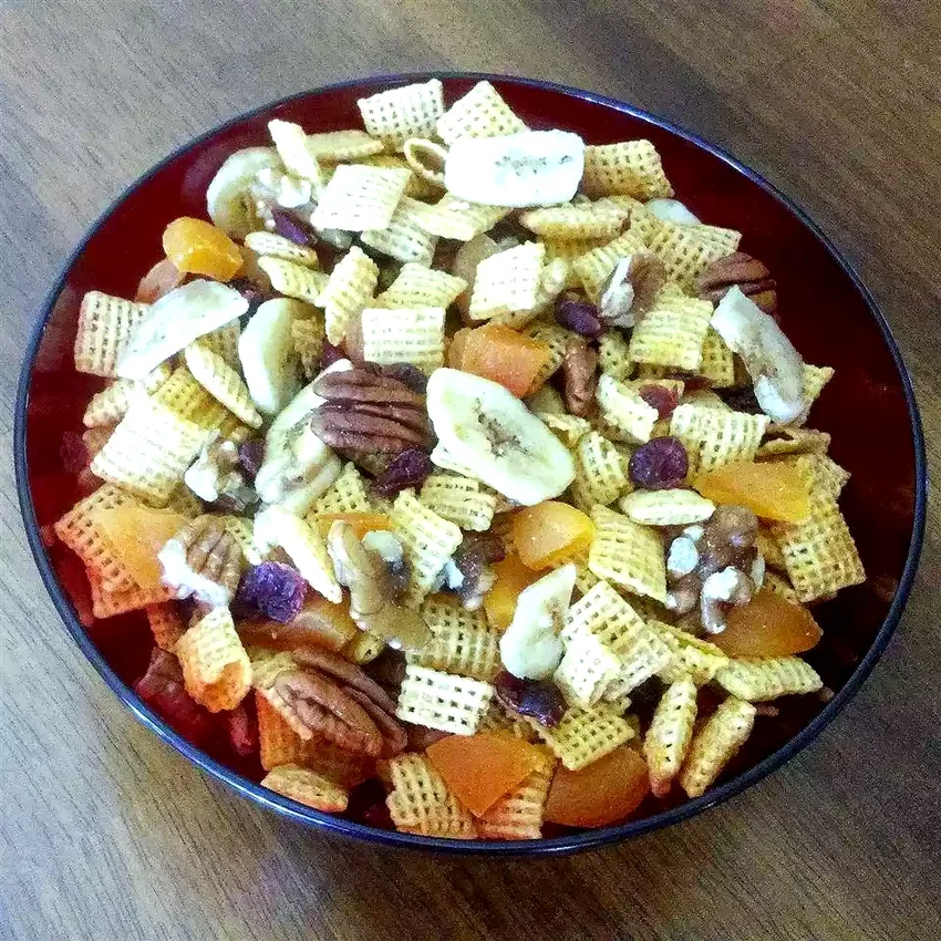 15 Simple and Delicious Homemade Snack Mix Recipes Guilt-Free Snack Mix