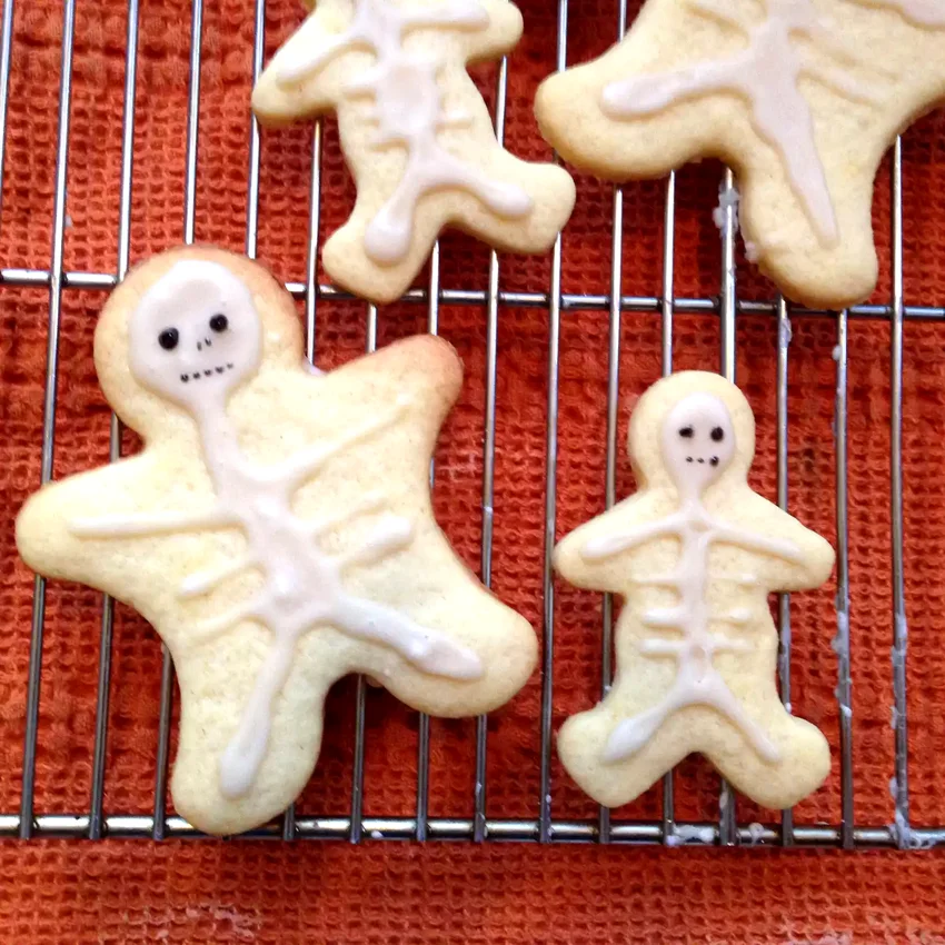 10 Creative Halloween Cookie Recipes for Spooky Fun Halloween Skeleton Cookies