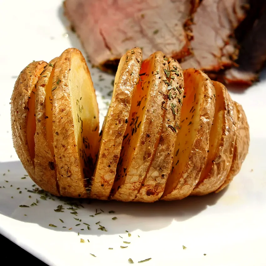 Hasselback Air Fryer Potatoes