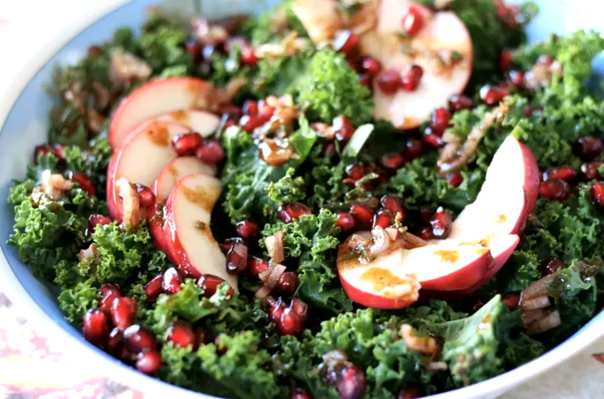 10 Amazing Honeycrisp Apple Recipe Ideas You'll Love Healthy Apple and Kale Salad