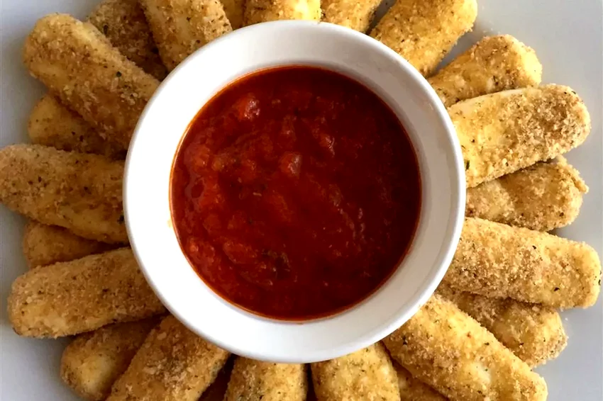 Healthy Mozzarella Sticks