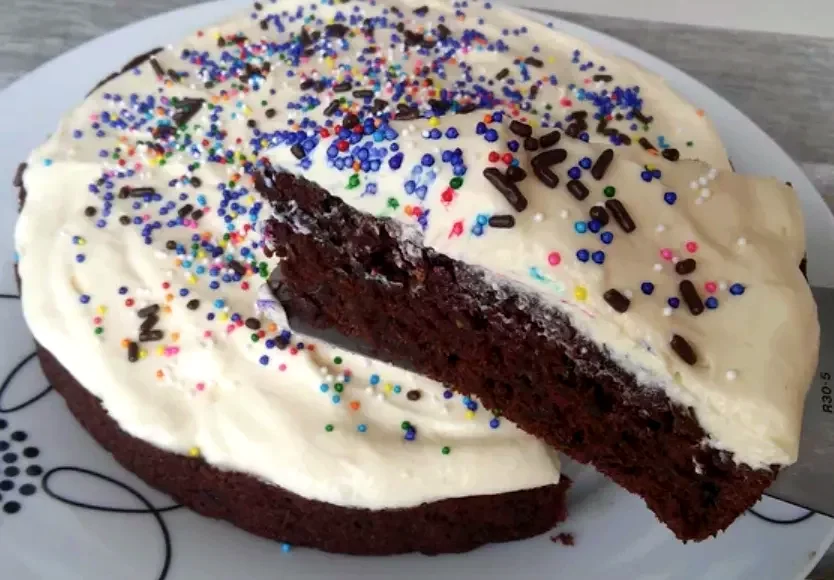 Healthy-ish Chocolate Cake
