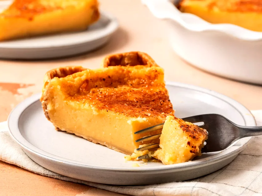 30 Simple Holiday Dinner Menu Ideas for Christmas Holiday Eggnog Pie