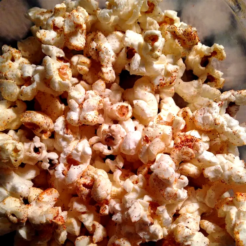 25 Gourmet Popcorn Flavor Ideas for Movie Night Snacking Homemade Chili Seasoning Popcorn