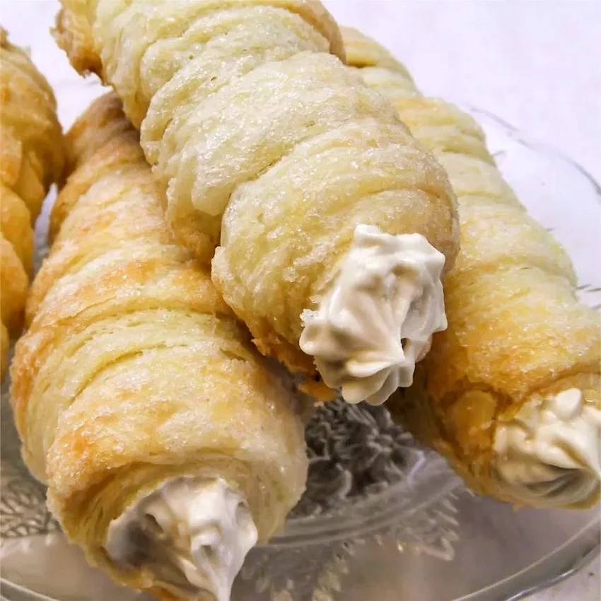 15 Simple Desserts Using Store-Bought Puff Pastry Sheets Homemade Cream Horns