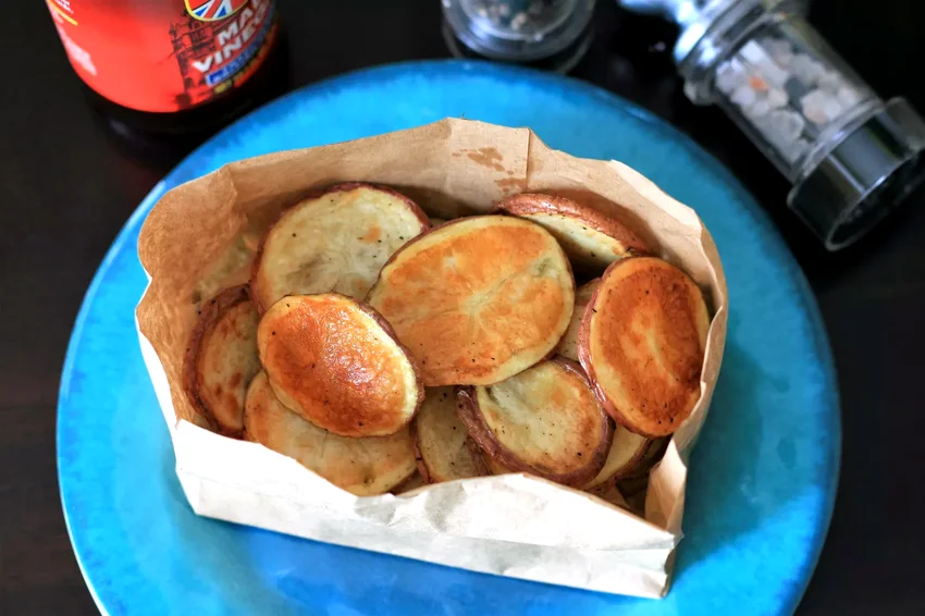 35 Creative Yukon Gold Potato Recipe Ideas Homemade Salt and Vinegar Chips