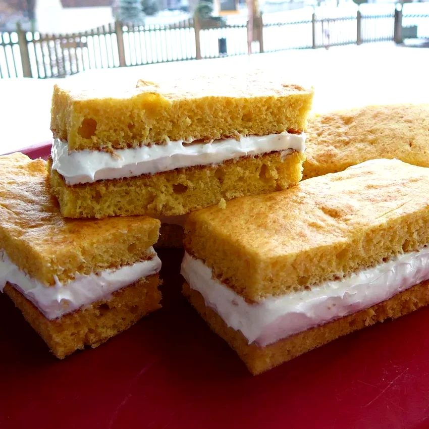 37 Yellow Cake Mix Recipes That Taste Homemade From Scratch Homemade Twinkies