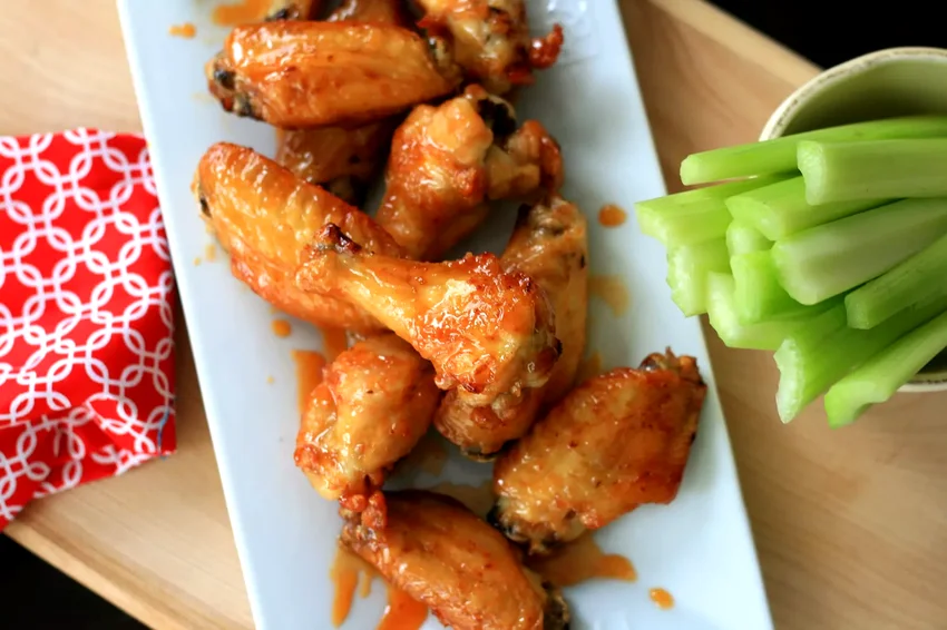 25 Best Game Day Chicken Wing Recipes for Big Crowds Honey-Sriracha Air Fryer Wings