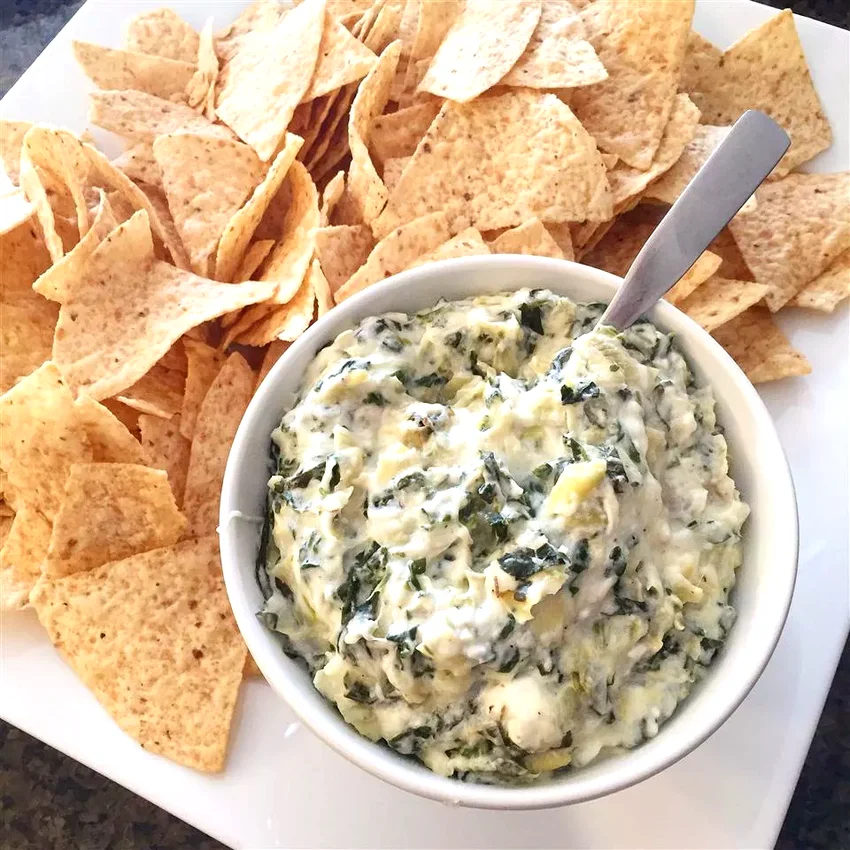 15 Amazing Bridal Shower Food Ideas That Everyone Will Love Hot Artichoke and Spinach Dip