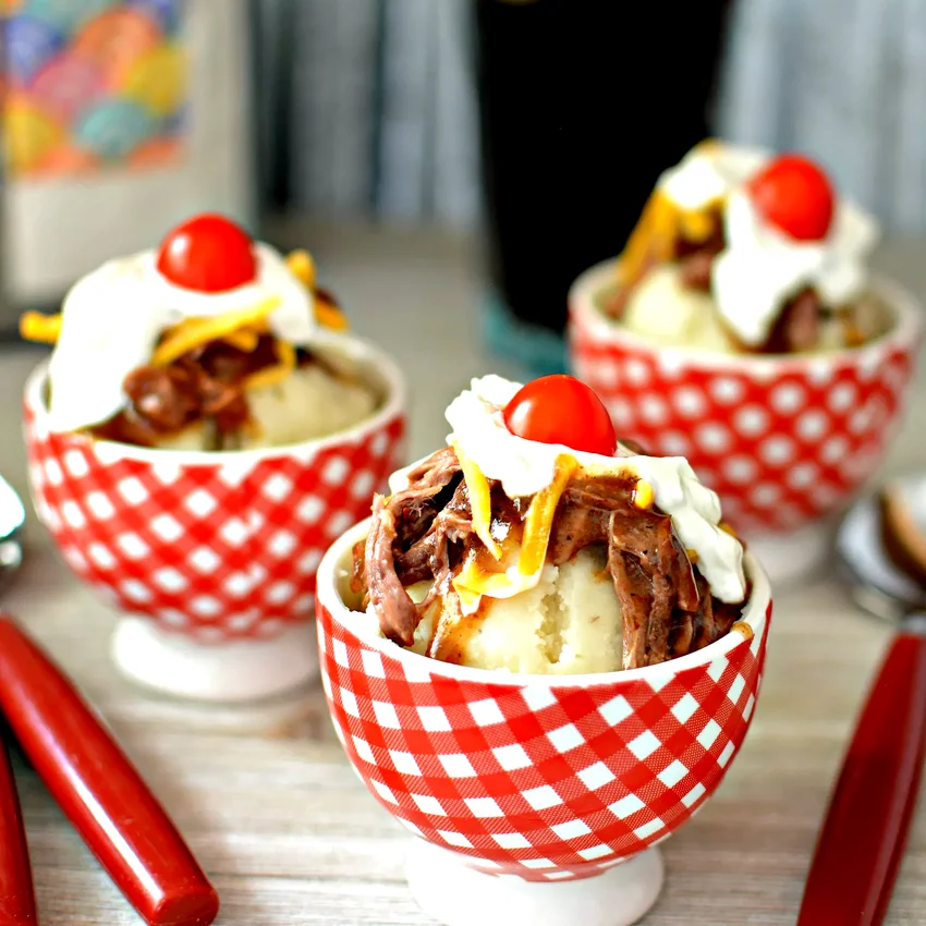 Hot Beef Sundae