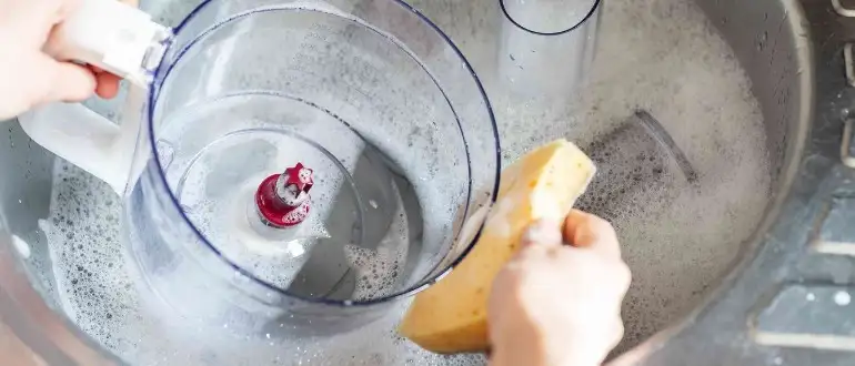 How to Clean Cuisinart food processor by hand