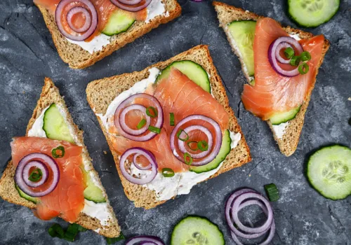 How to Make Smoked Salmon on Cucumber Slices