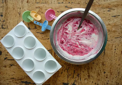 How to Make Your Greek Yogurt Breakfast Bowl