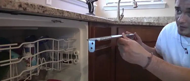 How to Secure a Dishwasher to Granite